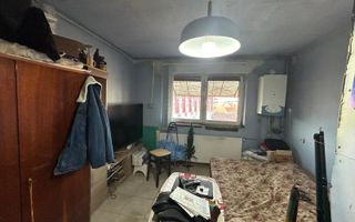 Apartament 1 Camera I Baie I Etaj 4/4 I Central - Poză 4