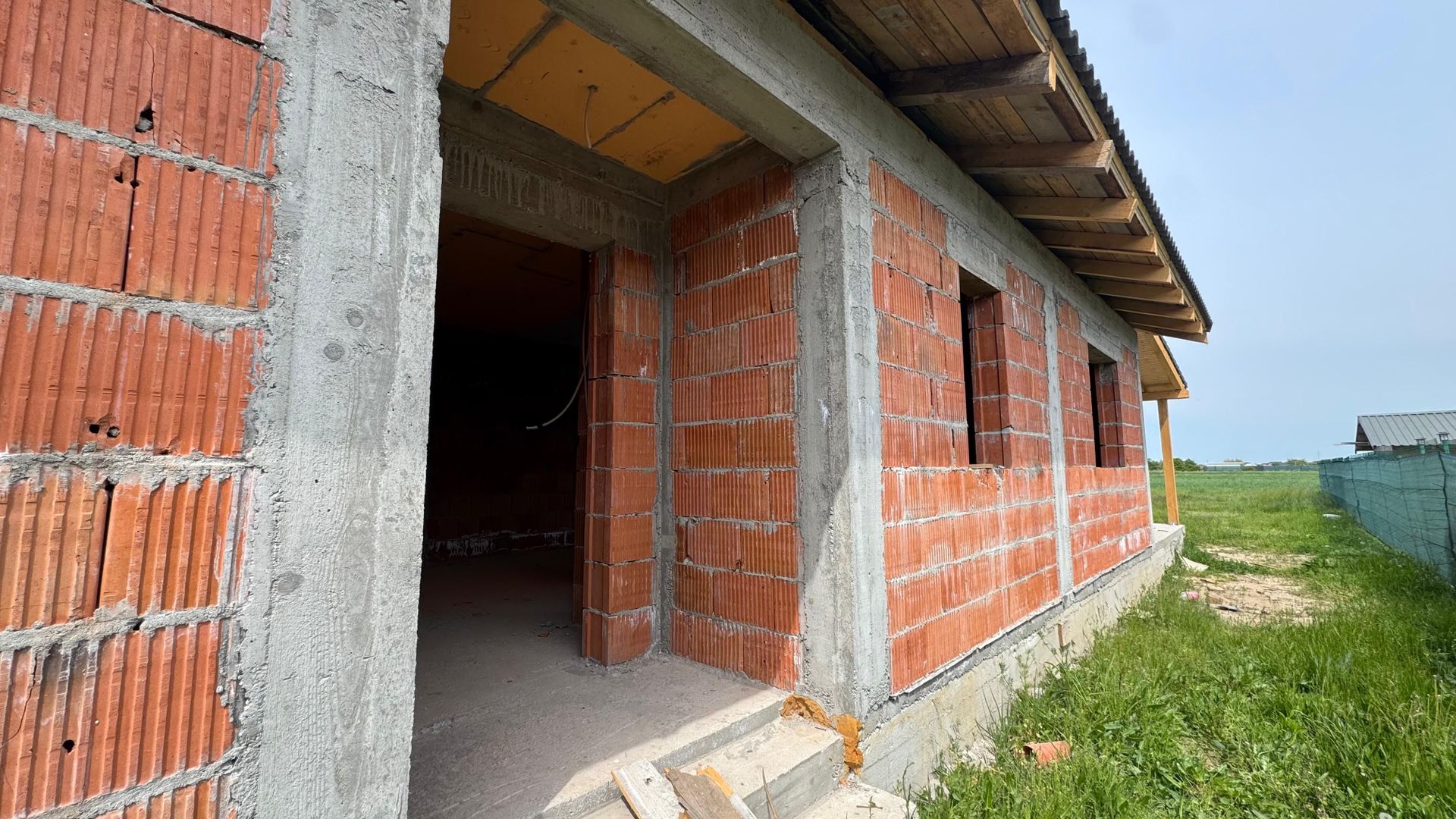 COMISION 0 | Duplex pe parter | 3 camere | 90 mp utili | La cheie{} Șag - Poză 10