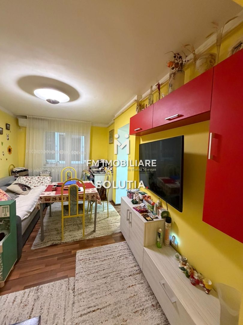 Apartament  3 camere decomandat, etajul2 -zona Serelor/Casa de Pensii - Poză 10