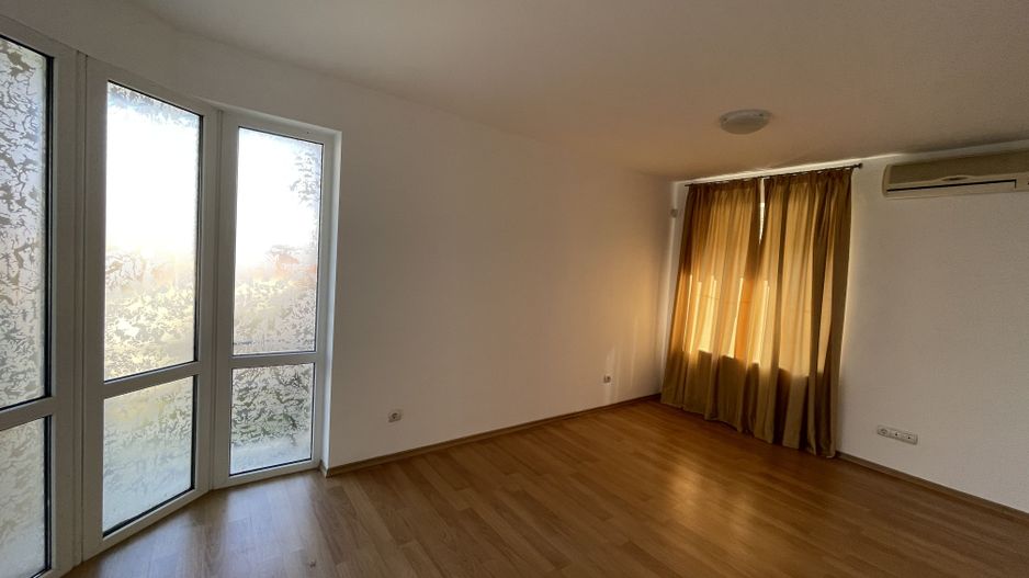 Vilă Individuală Spațioasă în Zona Iancu Nicolae - Poză 6