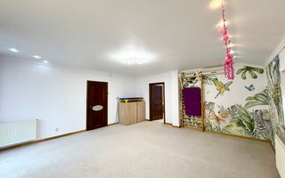 Vilă cu curte mare și piscină – ideală pentru familie, Pipera - Poză 12