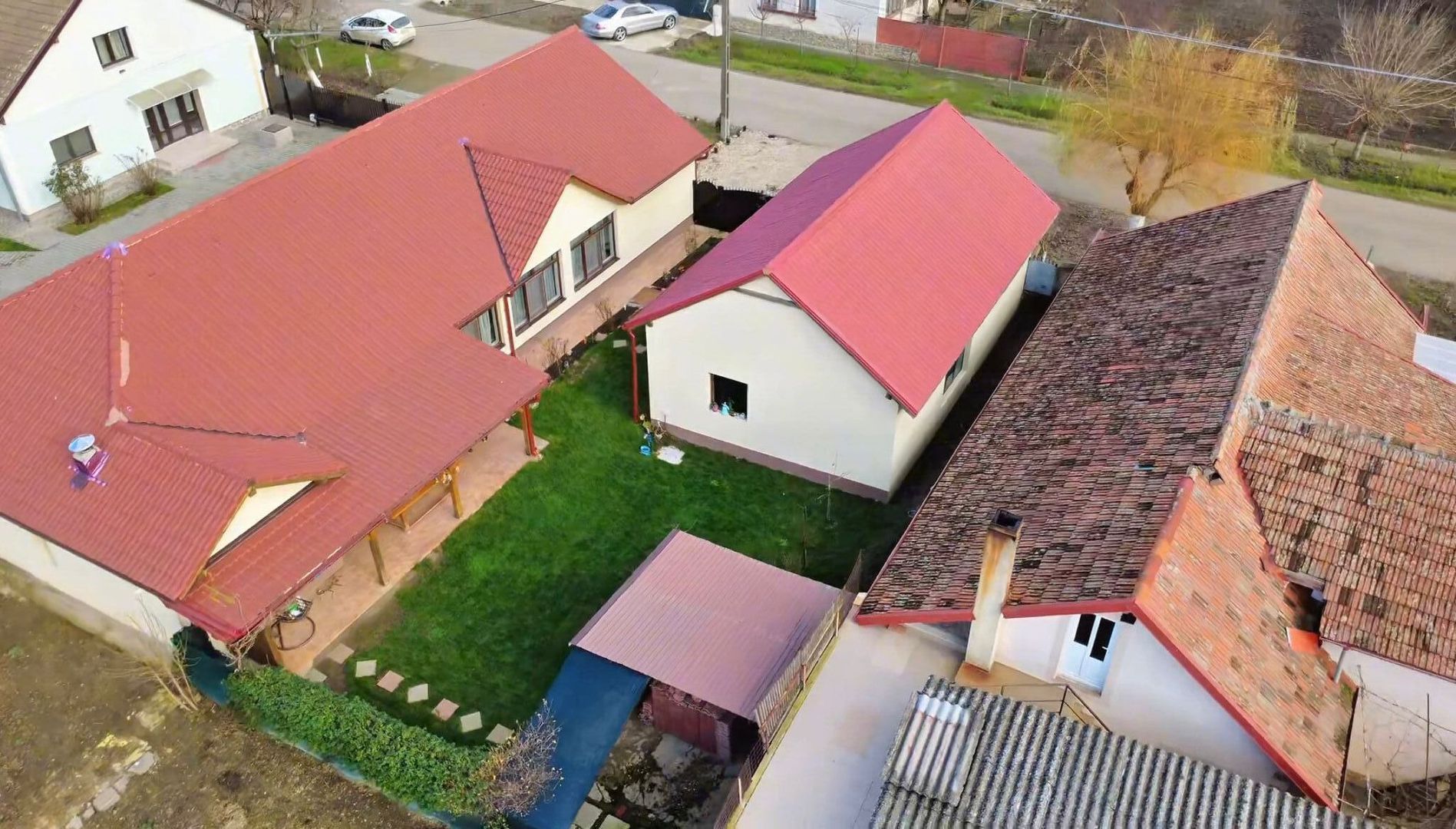 COMISION 0% | Casa Individuala + Garaj de Vanzare | Sacalaz | Central - Poză 1