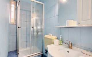 Garsoniera in centrul istoric, pretabila pentru studenti - Poză 6