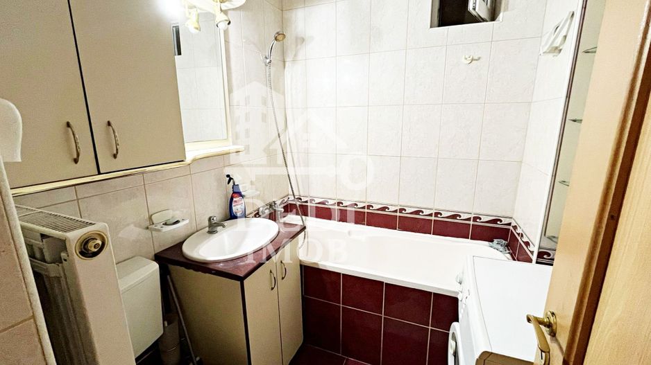 Apartament cu 4 camere de inchiriat, zona Cantemir, Oradea - Poză 12