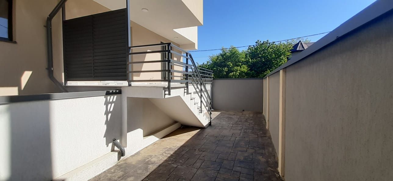 Militari, metrou PACII, zona de case, 3 camere + terasa + teren 46 mp, finalizat - Poză 4