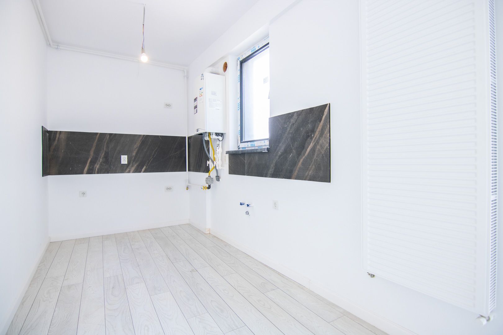 3 CAMERE, et. 1, 2 bai,  PLAZA ROMANIA, gata de mutare, bloc NOU CU LIFT, LIBER - Poză 5