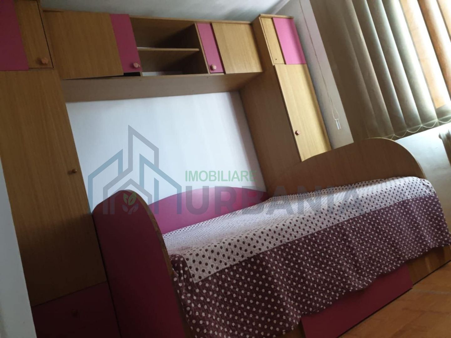 Apartament 2 camere decomandate de închiriat în Podul Roș, lângă Liceul Emil Racoviță - Poză 3