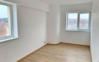 Vanzare Apartament 4 camere zona Gavana - Poză 9