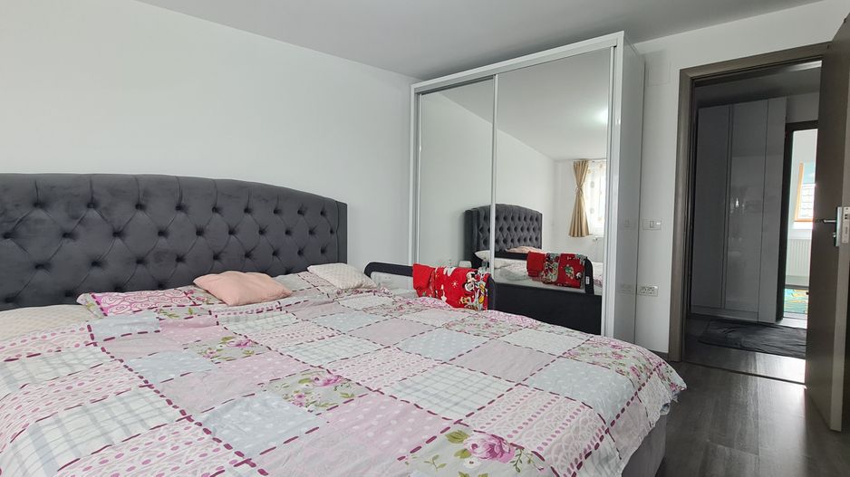 Casa mobilata si utilata in Cartier Izvor Tarlungeni Brasov - Poză 4