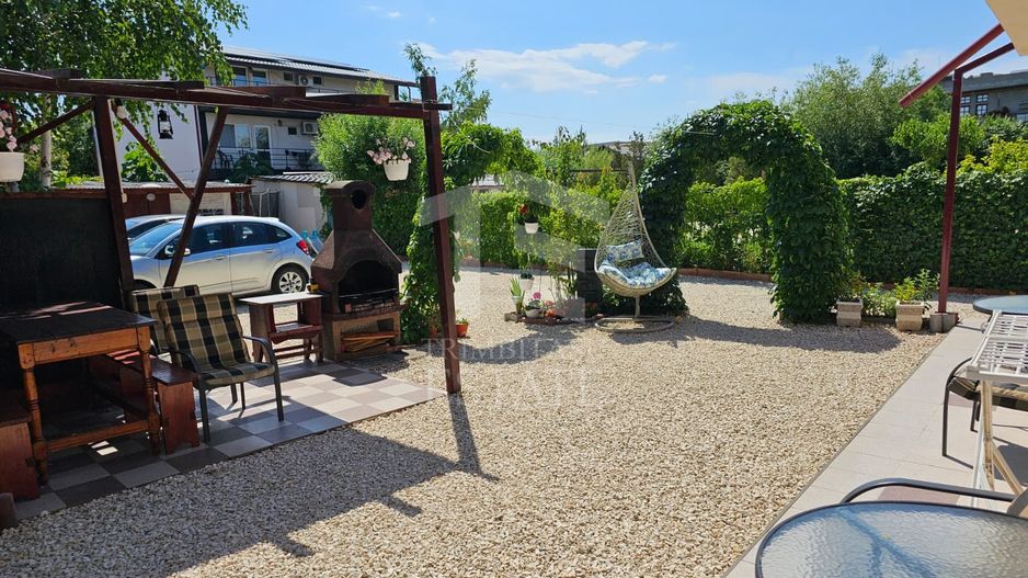 Afacere Turistică la Cheie | Pensiune 14 Camere | 7 min de Plajă - Poză 10