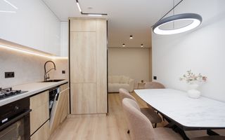 Vânzare, apartament 3 camere + living 71 mp, str. Cornului, Buiucani - Poză 3