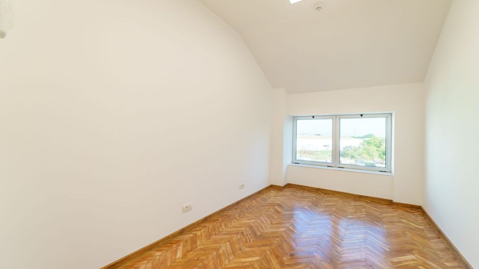 Spațiu pentru sediu firmă în clădire de birouri. - Poză 11