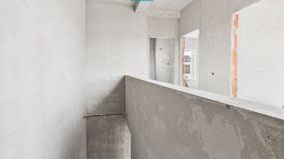 Duplex în Săcălaz despartit prin cameră tehnica - Poză 10