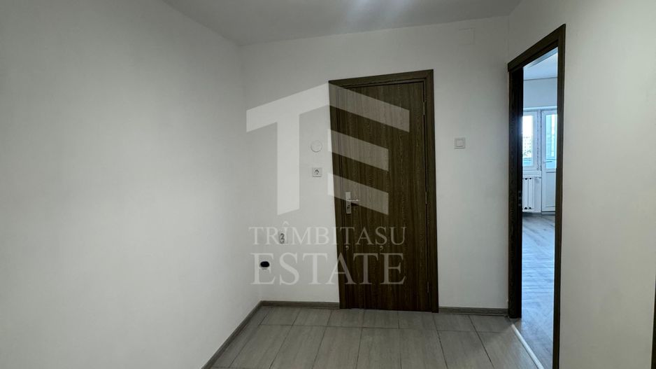 Garsoniera de vanzare Tei - Poză 3