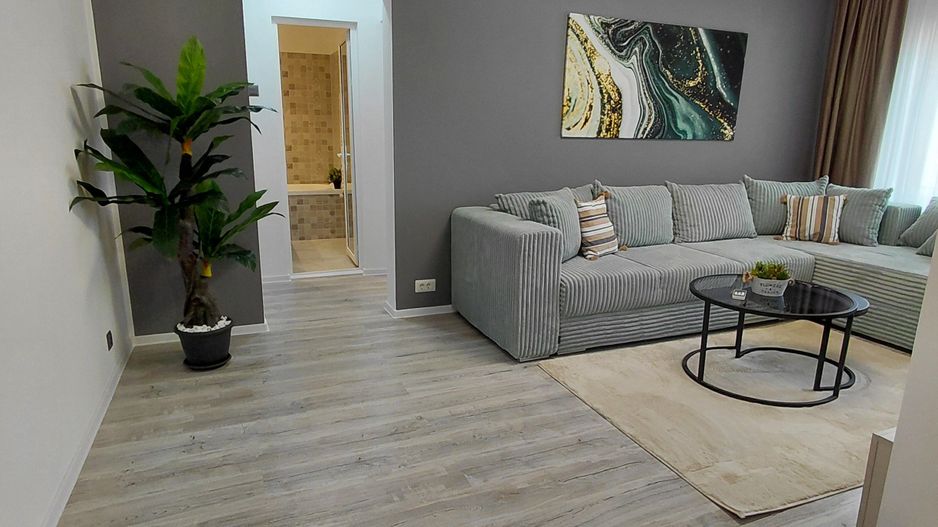 🏡  Apartament 3 camere – Micro 16,  etaj 2, (în spate la Siret) - Poză 3