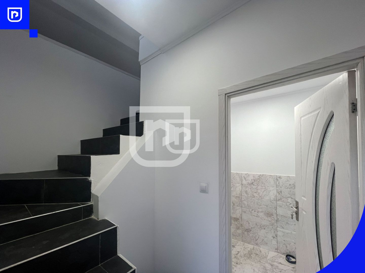 Apartament 2 camere situat in Gura Humorului (central) - BUCOVINA - Poză 9