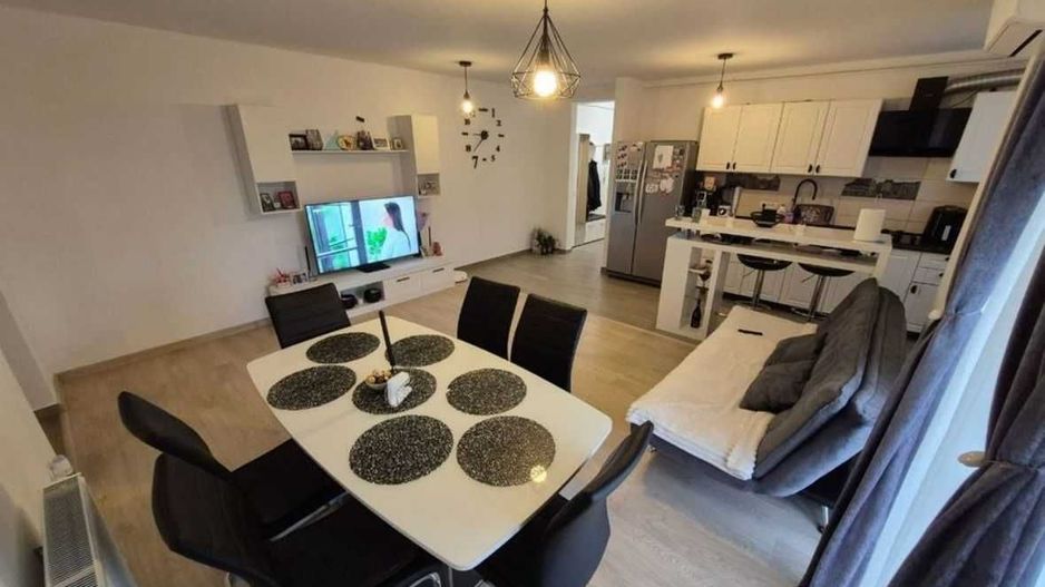 Giroc-Hotel IQ | 3 Camere | 2 Locuri de parcare | Mobilat si utilat complet - Poză 1