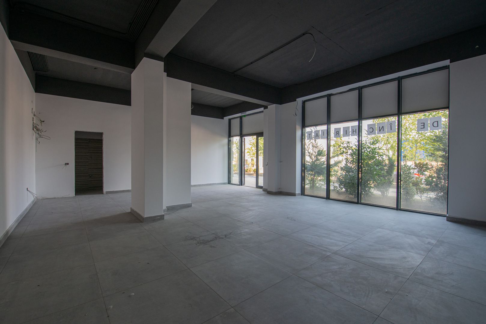 Spatiu comercial de inchiriat 86mp cu vitrina Militari - Poză 10