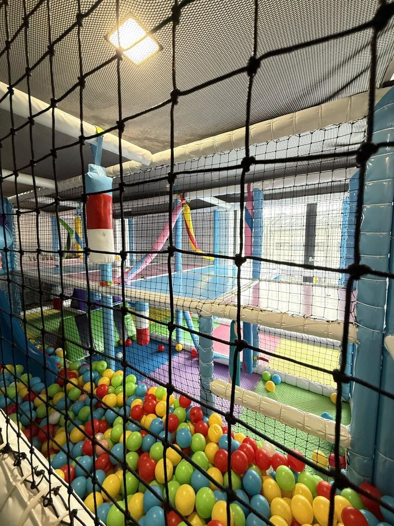 Afacere la cheie loc de joaca Pipera - Poză 14