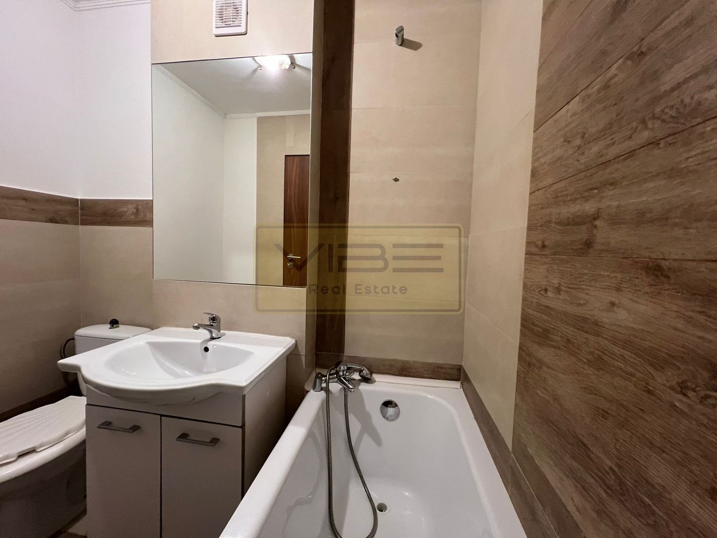Apartament 2 camere Podu Ros - 15 min Palas Mall - Poză 10