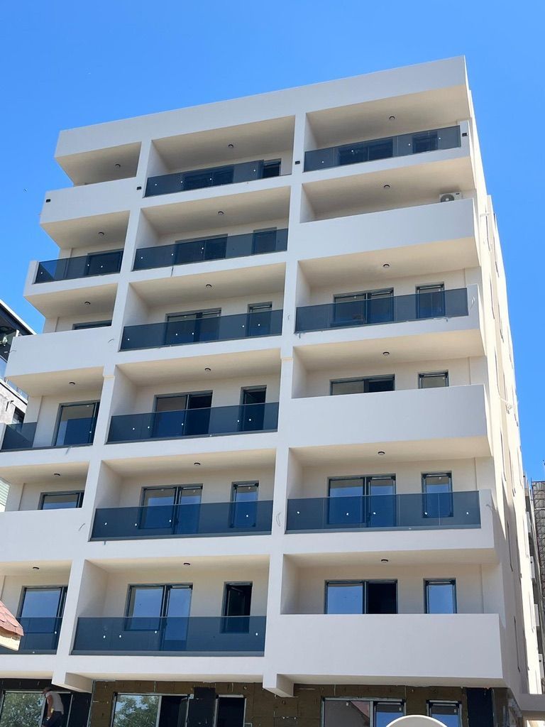 Apartament 2 camere decomandat /vedere către lac /zona Campus Ovidius - Poză 1