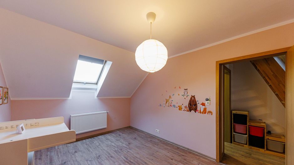 Casă primitoare și cochetă în Dumbrăvița – langa pădure și lac | Com 0 - Poză 18