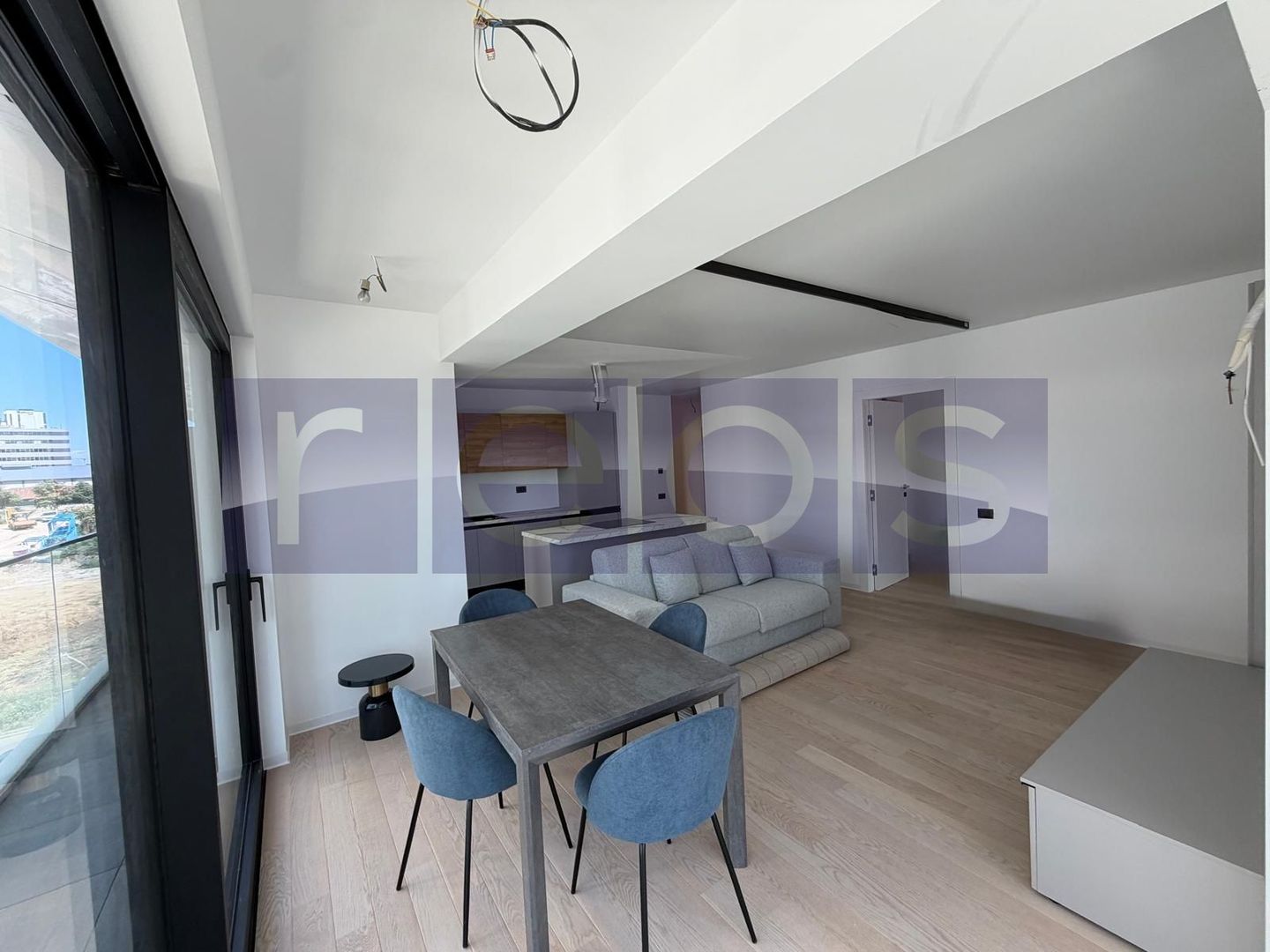 PRIMA INCHIRIERE | 3 CAMERE 72MP | YACHT KID | MOBILAT-UTILAT | TERASA - Poză 2