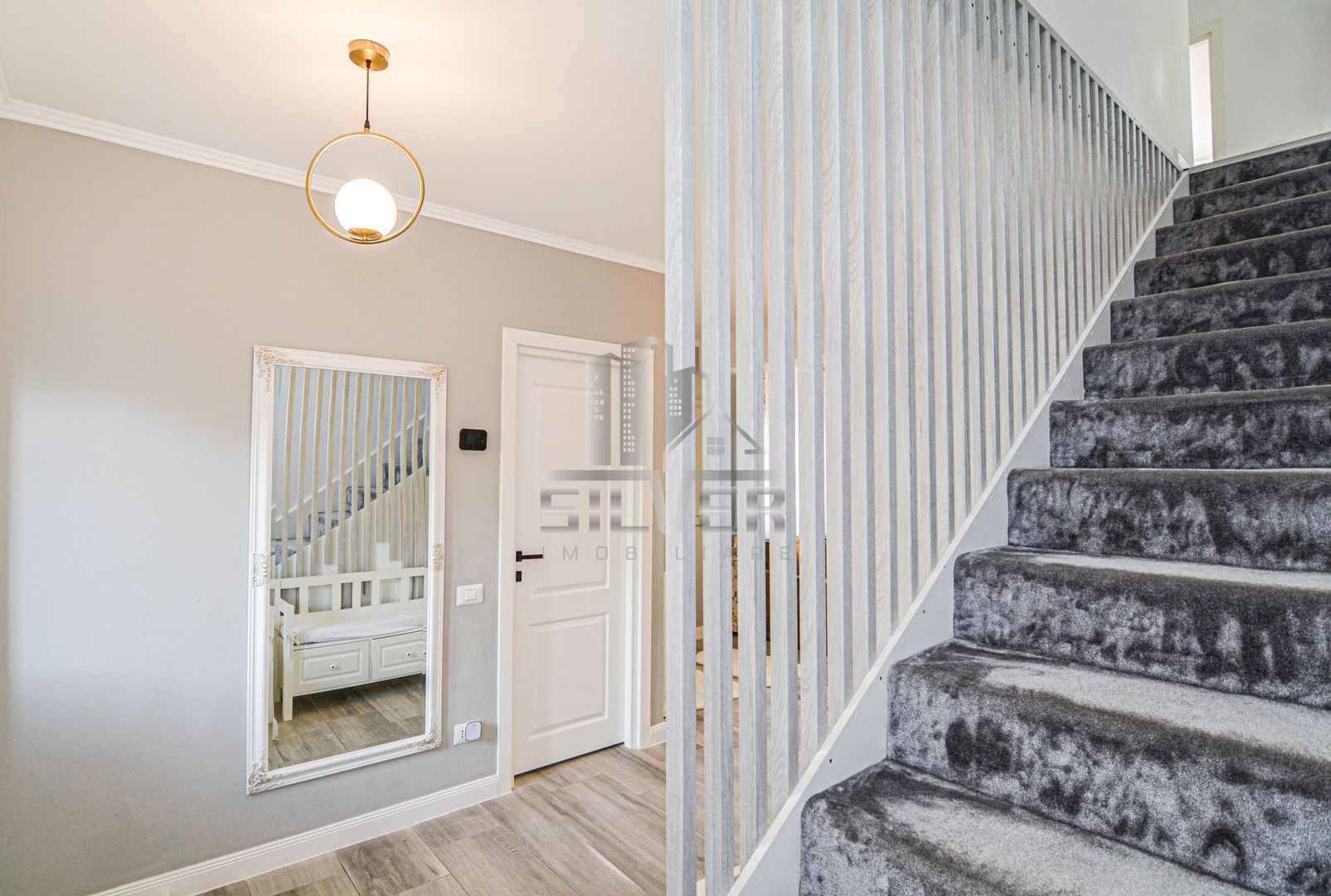 Casa de tip duplex finisata mobilata in Floresti zona Florilor - Poză 11