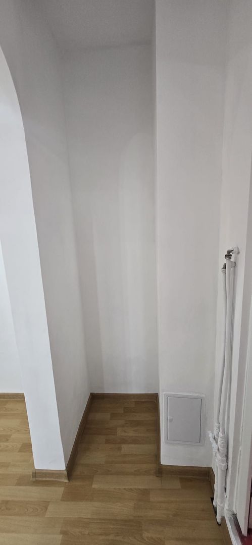 Apartament 4 camere Soseaua Berceni /an 1981 - Poză 9