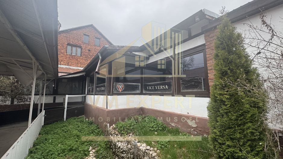 SPATIU COMERCIAL CAMPULUNG ZONA CENTRALA - Poză 15