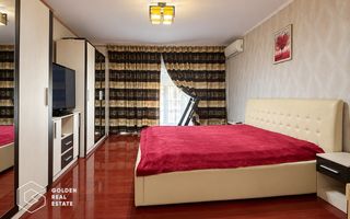 Casa individuala cu garaj si teren 556 mp, str Desseanu - Poză 6