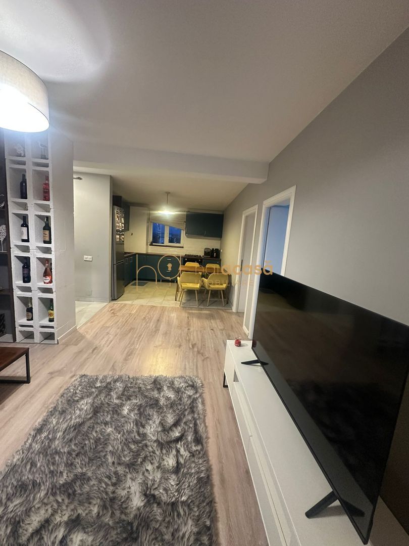 Apartament de vanzare 3 camere 61 mp Sesul de sus - Poză 3