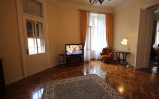APARTAMENT DEOSEBIT IN ZONA CENTRALA - Poză 8