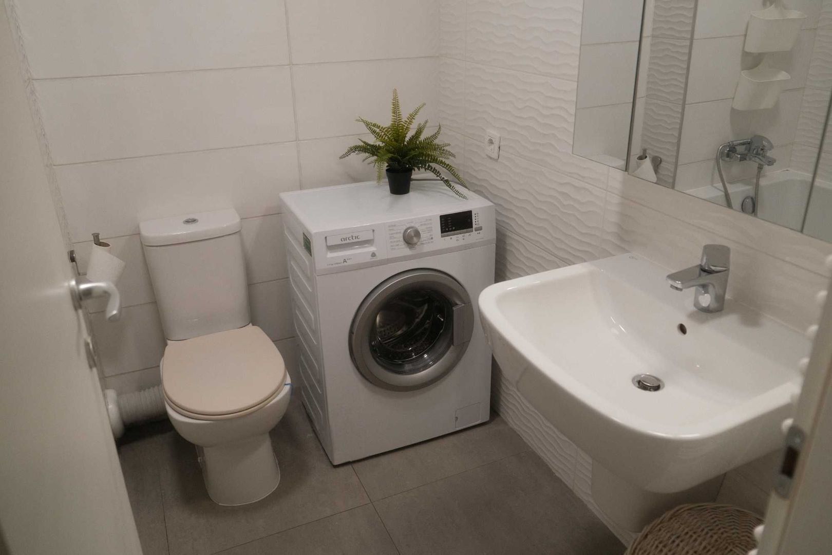 Apartament modern cu 2 camere de închiriat în 21 Residence — Lujerului - Poză 8