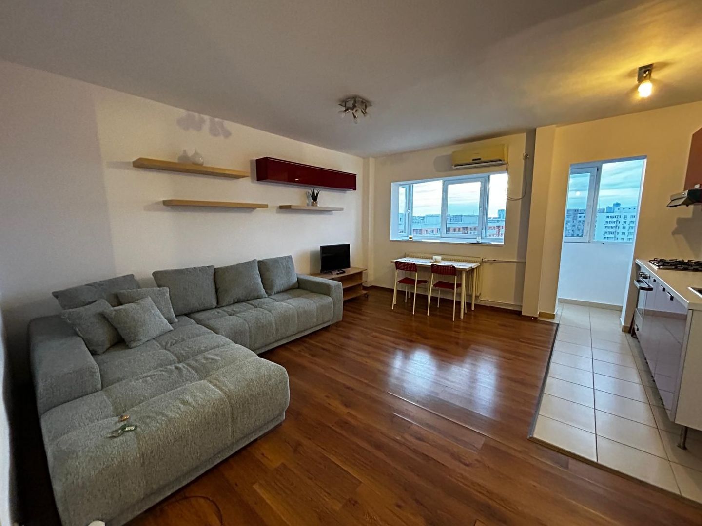 Garsoniera cocheta Tei | Brasoveni - Poză 2