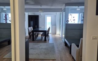 Apartament 3 camere,  Faleza Nord/Pescarilor, vedere la mare - Poză 2