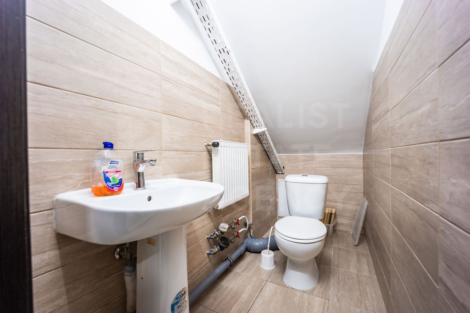 Se oferă spre chirie spațiu comercial 130 mp,str. Ginta Latină Ciocana - Poză 16