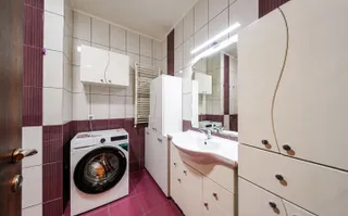 Apartament 3 camere, complet mobilat, decomandat, etaj intermediar - Poză 22
