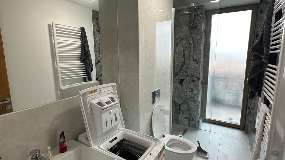 Apartament bloc nou 4 camere - parcare subterana - Poză 13