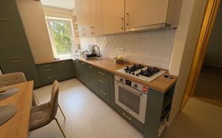 Apartament cu 3 camere, 70 mp, decomandat, Zona UMFST - Poză 4