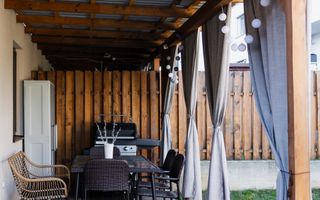 Casa tip duplex la 5 minute de Baza Sportiva. - Poză 10