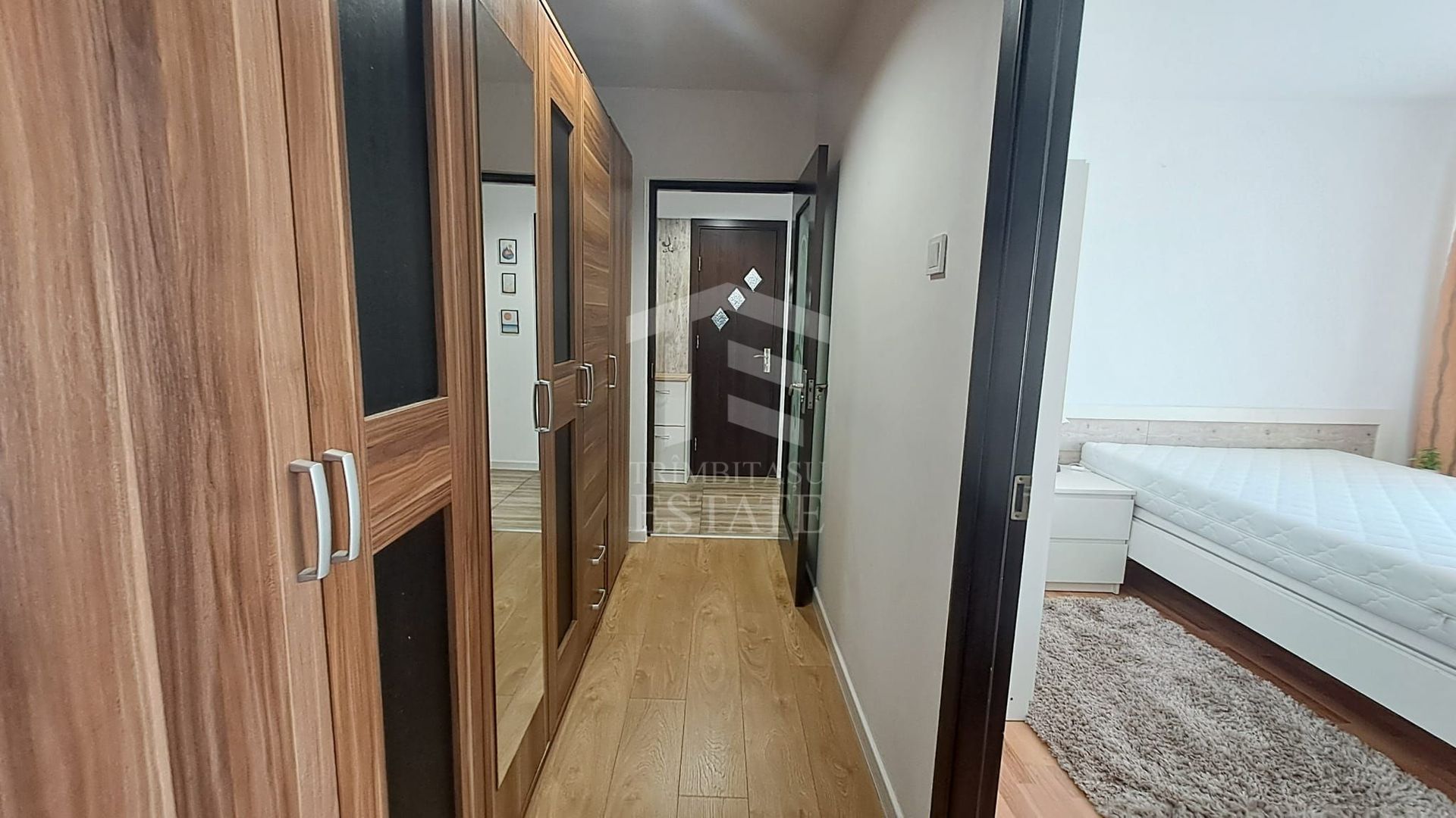 Apartament 2 camere renovat 5 min de Politehnica - Poză 9