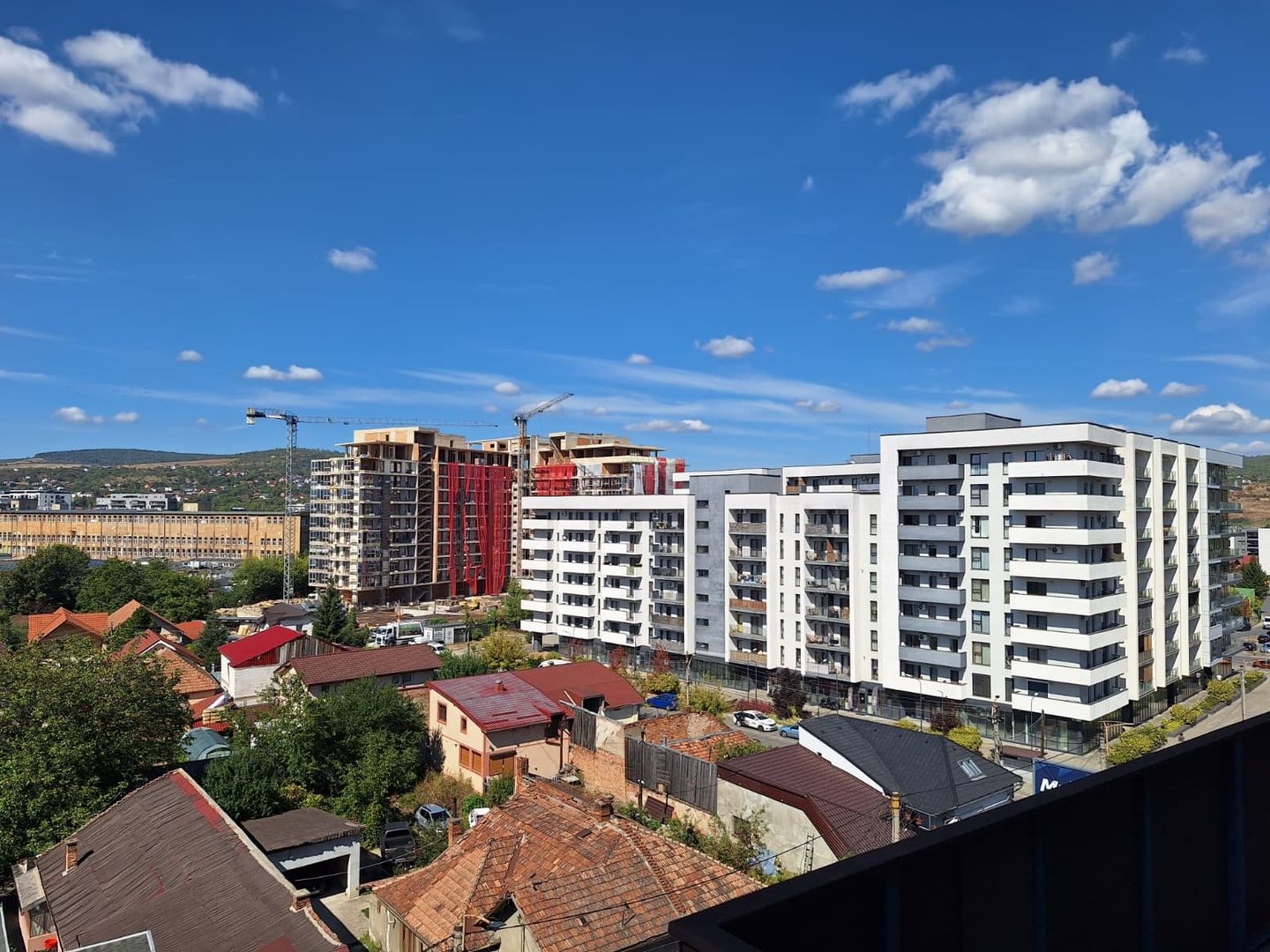Fabricii 68-70 | 2 camere, et. 6, mobilat complet + parcare subterană inclusă - Poză 5