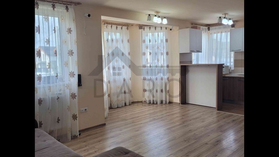 Casă Livezeni 815 mp teren, casa primitoare ,la doar 5 minute de oraș. - Poză 3