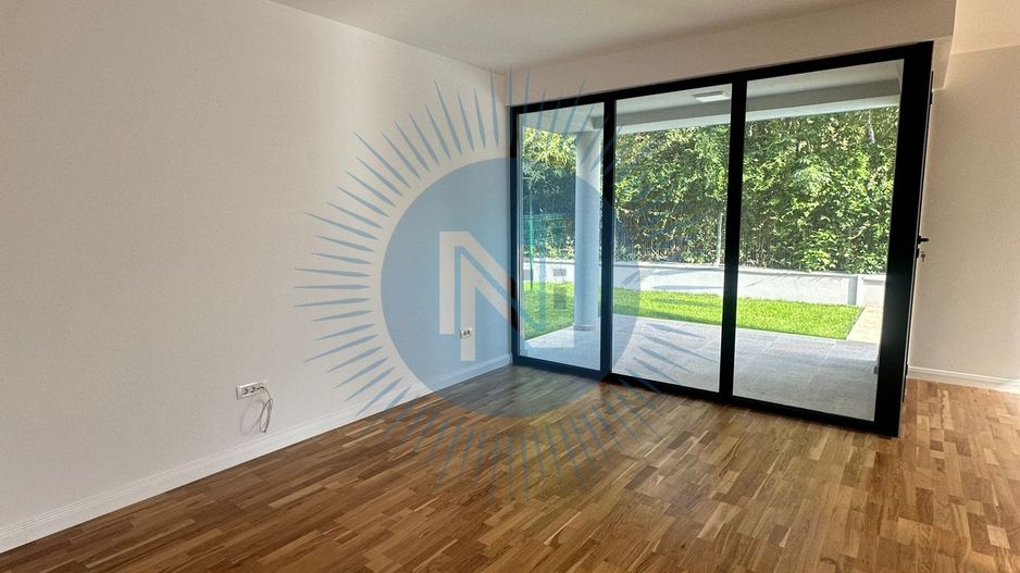 Vila cu 5 camere cu piscina proprie - scoala Americana - Poză 9