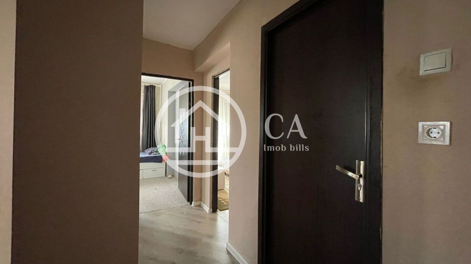 Apartament de vânzare cu 3 camere în zona Rogerius, Oradea - Poză 14