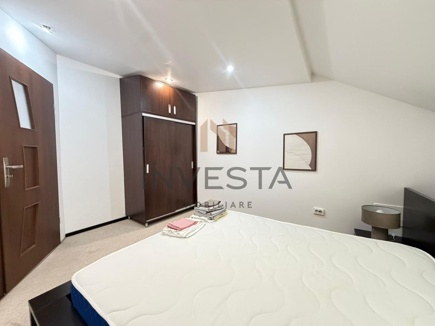 Casa finisata modern - zona centrala! - Poză 7