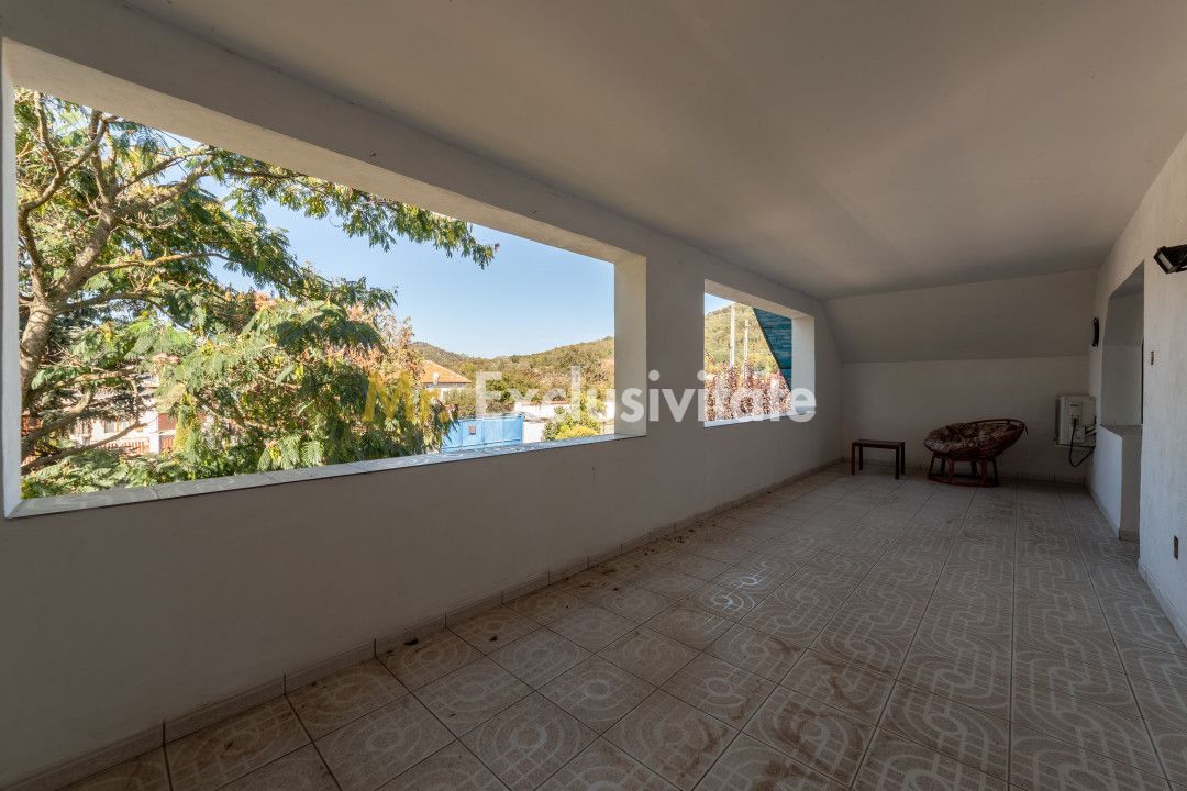 Casa visurilor cu livada roditoare si gradina amenajata - Poză 17