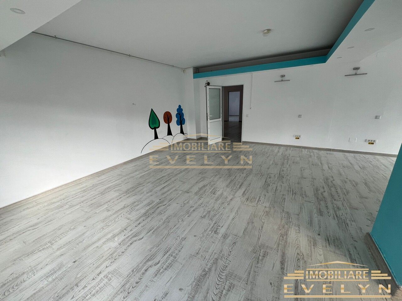 Cladire Comerciala-inchiriere/vanzare, Zona Bld. Mihai Eminescu, Pret 1000 euro - Poză 5