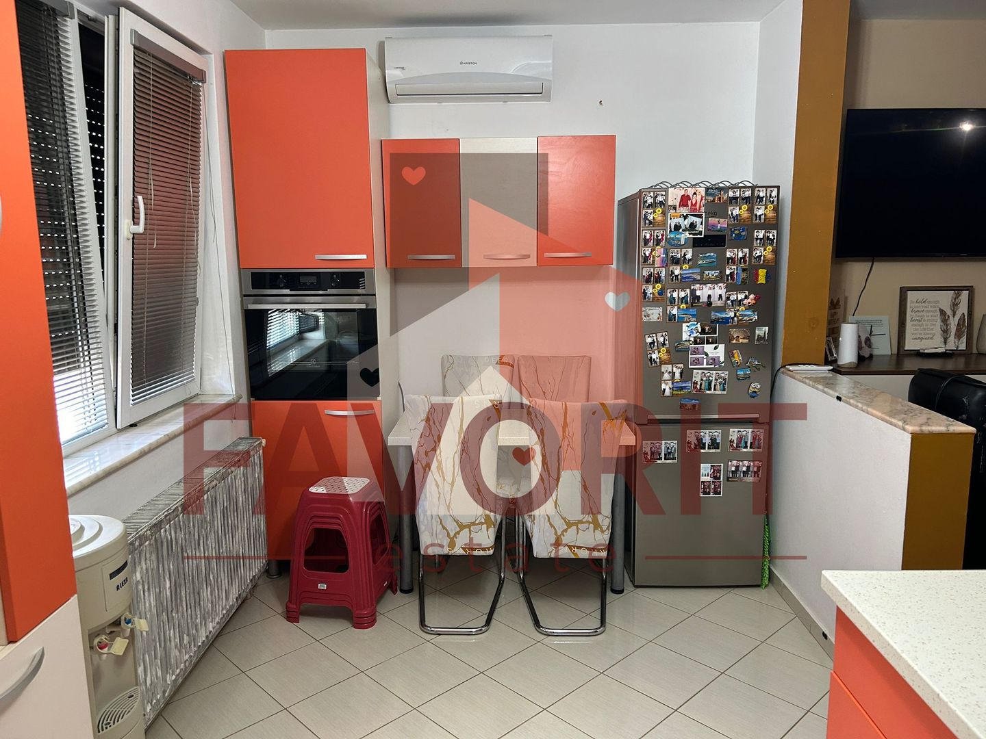 56mp. Mobilat/utilat. Pozitie Excelenta. - Poză 5